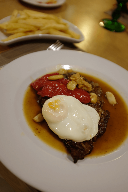 bife açores são miguel looking around