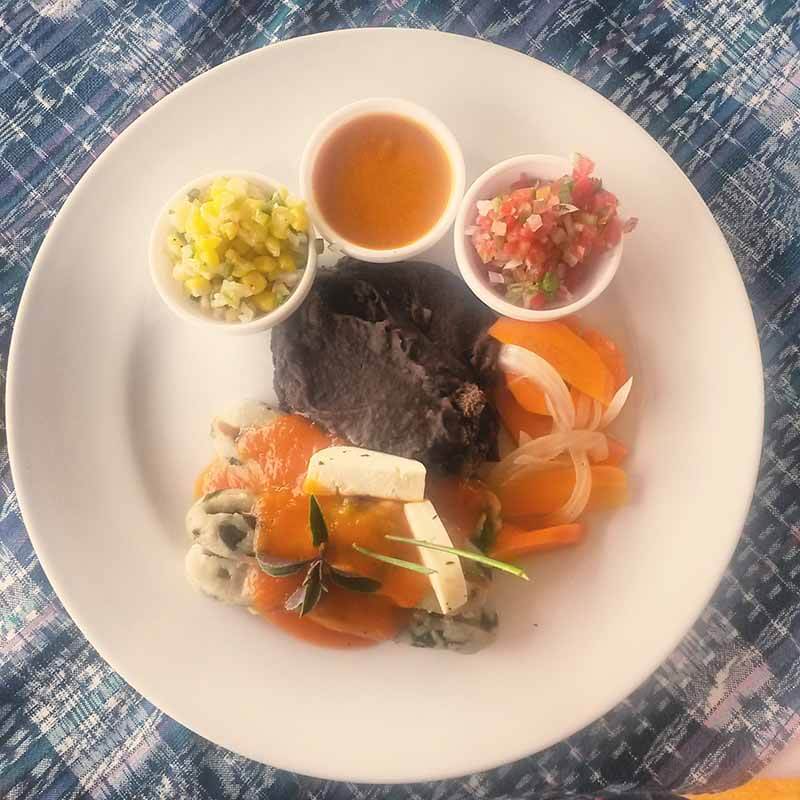 tamalitos guatemala looking around